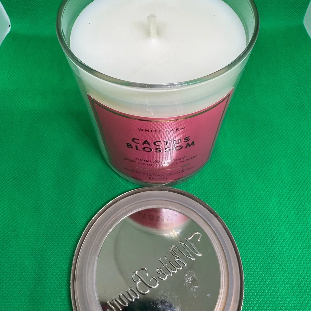 White Barn Cactus Blossom Single Wick Candle - 🕯️ New - Picture 2 of 3